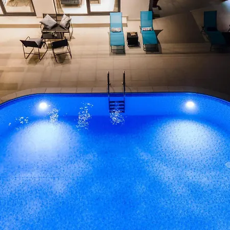 Lucatoni - Heated Pool Sibenik