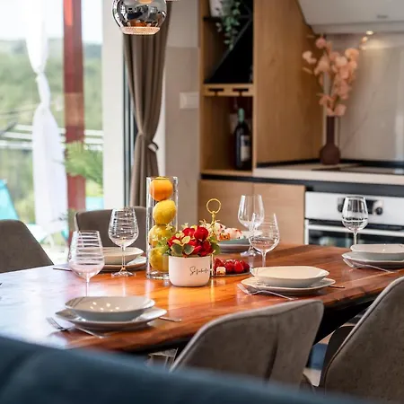 Villa Lucatoni - Heated Pool Šibenik