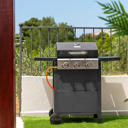 Lucatoni - Heated Pool Vila