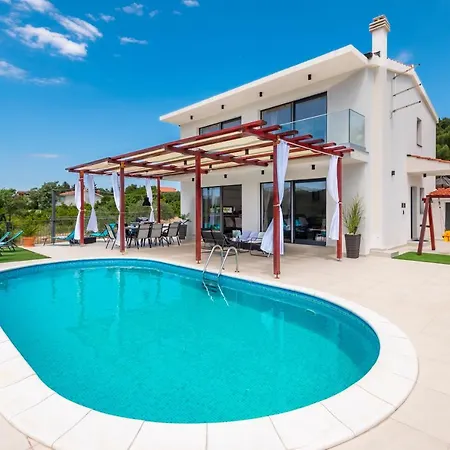 Lucatoni - Heated Pool Vila Sibenik