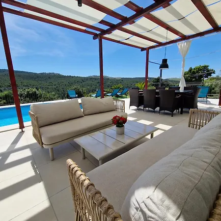 Villa Lucatoni - Heated Pool Šibenik