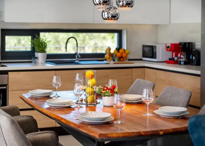 Lucatoni - Heated Pool Vila Sibenik