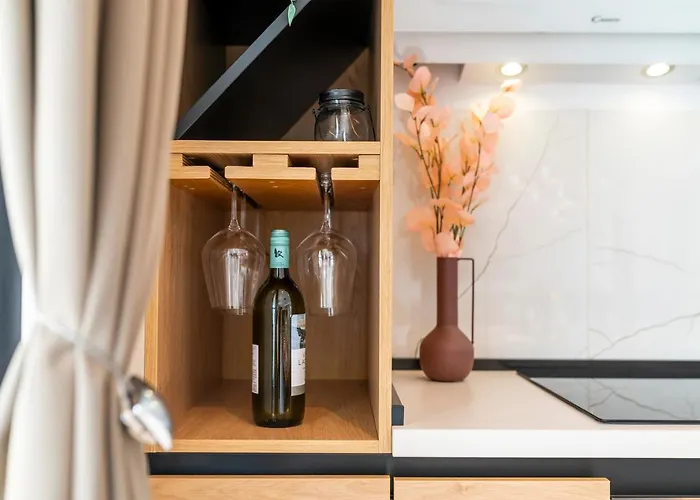 Lucatoni - Heated Pool * שיבניק