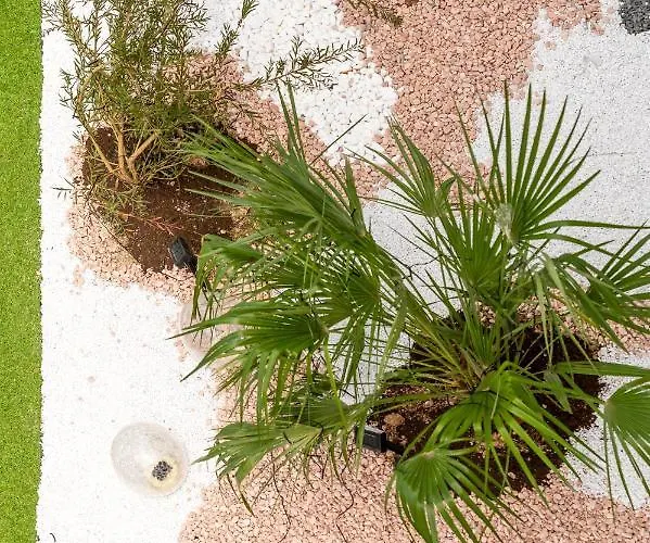 Lucatoni - Heated Pool *