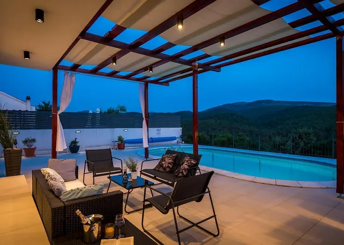 Lucatoni - Heated Pool Vila Sibenik