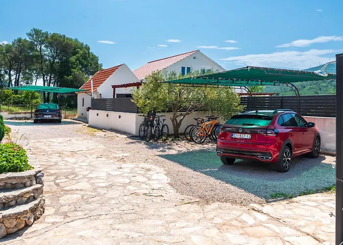 Lucatoni - Heated Pool Villa Šibenik