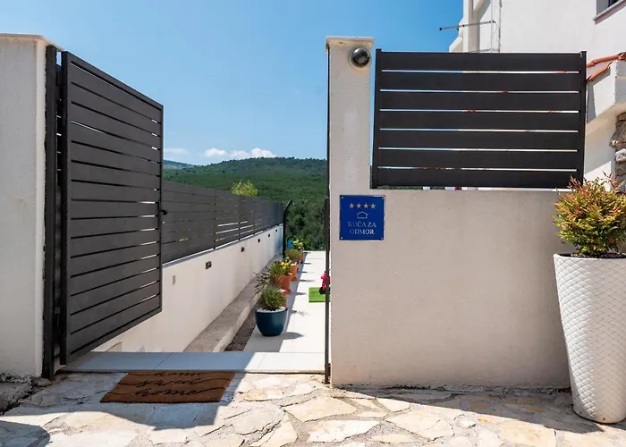 Lucatoni - Heated Pool Villa Šibenik